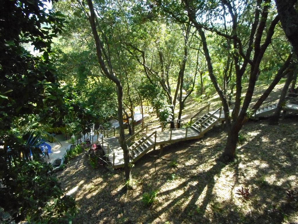 Upachaya Eco-Lodge & Wellness Resort Mud Hole Exterior photo